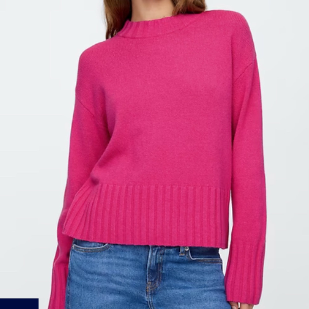 GAP Cashsoft pink crew neck sweater